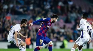 球员是足球 球员是足球